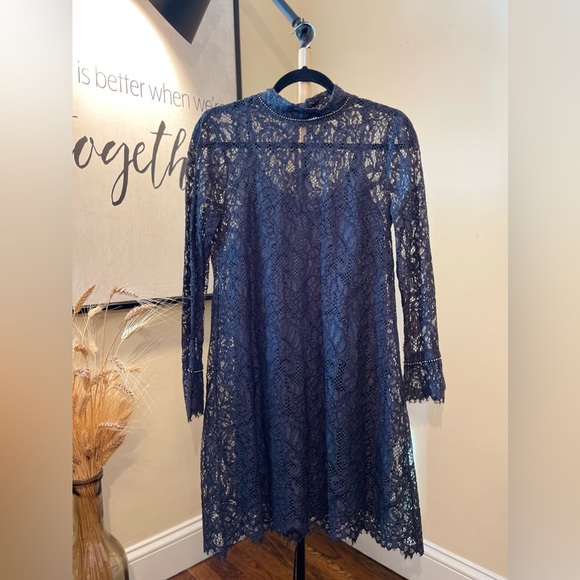 2 Pieces Lacy Gray Dress with Stone Detailed and Long Sleeves - Picture 1 of 13